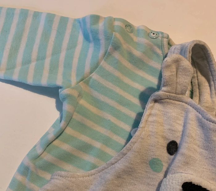 Lot de deux ensemble salopette - taille 3 mois - photo numéro 16