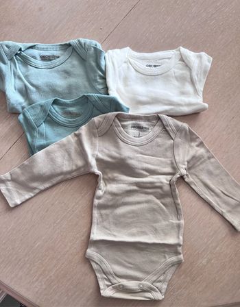 Lot de 4 bodies orchestra manches longues