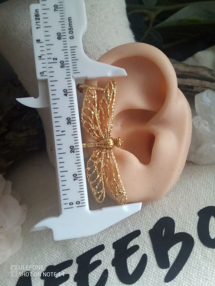 Clip oreille/ boucle d'oreille libellule dorée - photo numéro 2