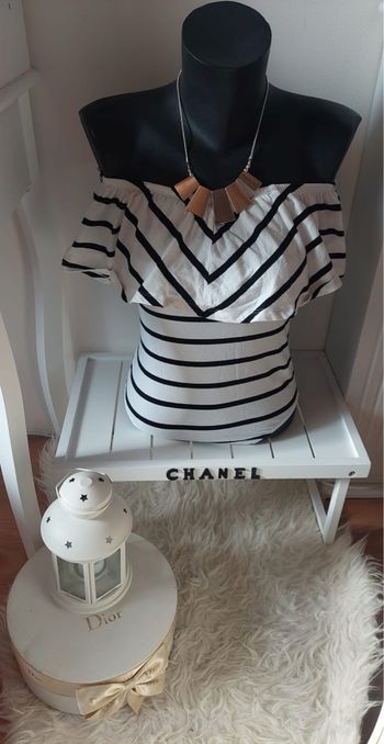 Body blanc à rayures noires col bateau Jennyfer T.S TBE 🌞