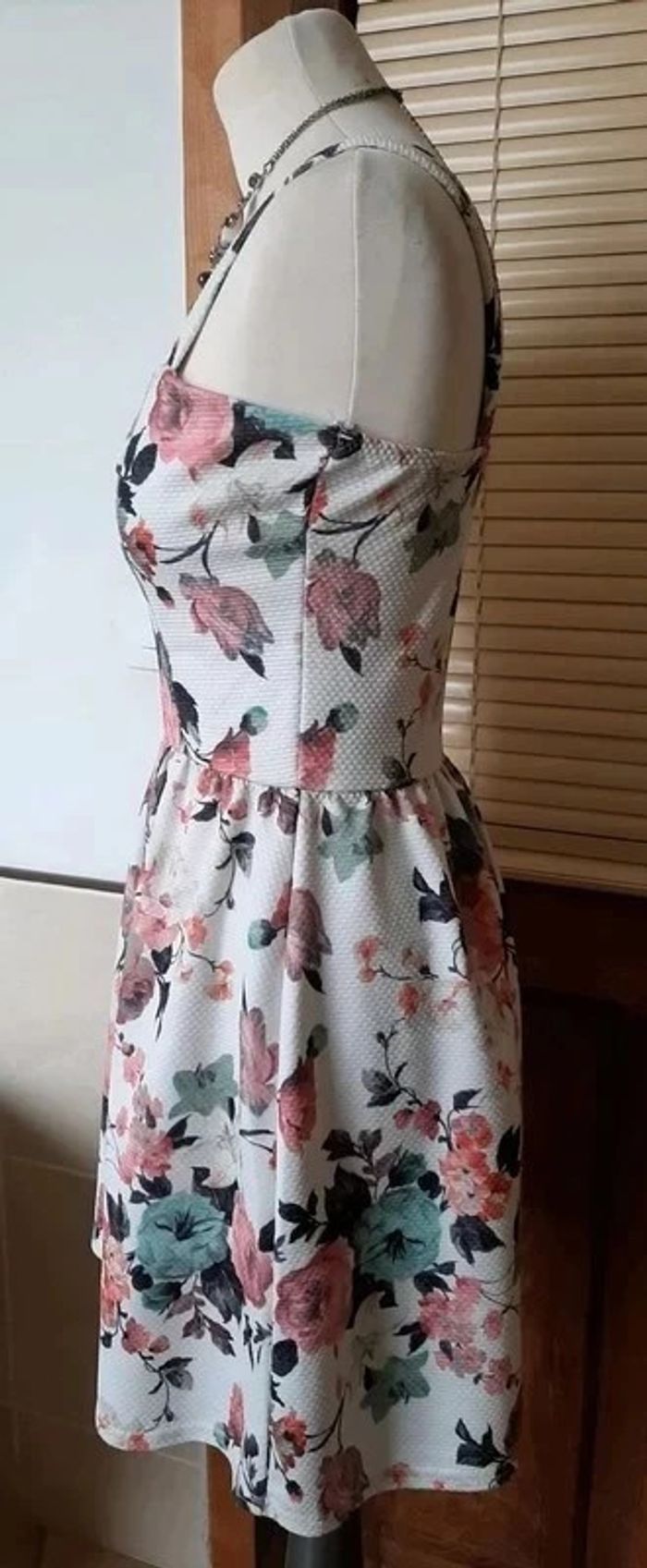 Robe fleurie bustier à bretelles "Mim" Taille 36 - photo numéro 5