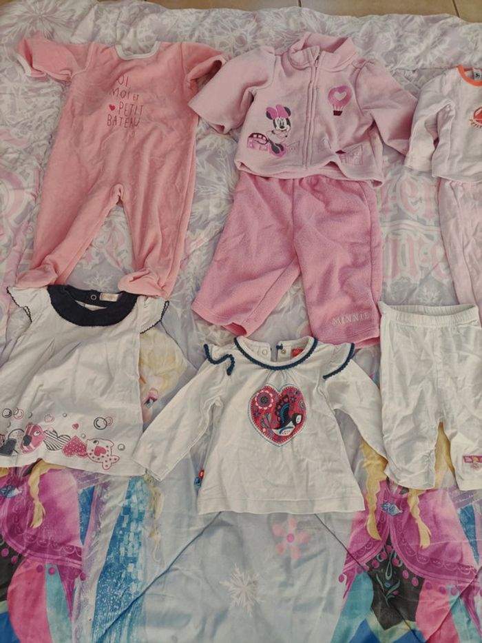 Lot vêtements 9 mois fille - photo numéro 2