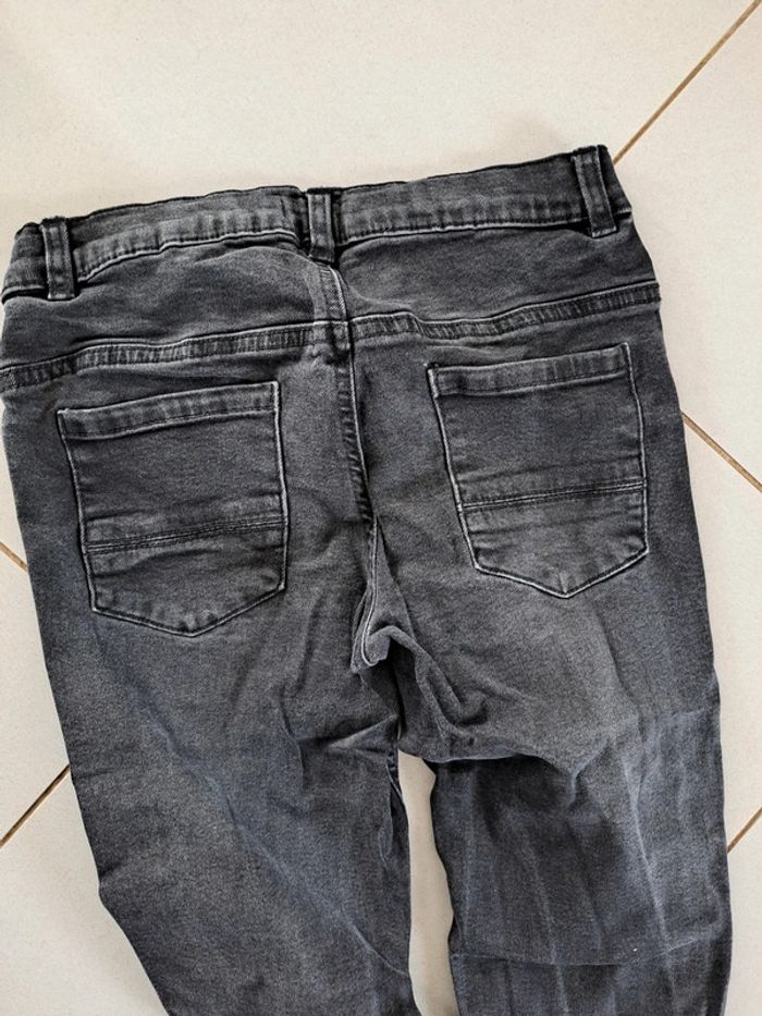 Jean 12 ans - photo numéro 2