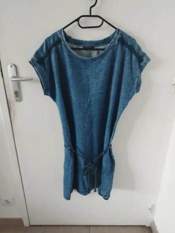 Robe femme manches courtes