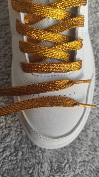 🟡 Lacets Shoe Laces Glitter dorés 120 cm – effet paillettes