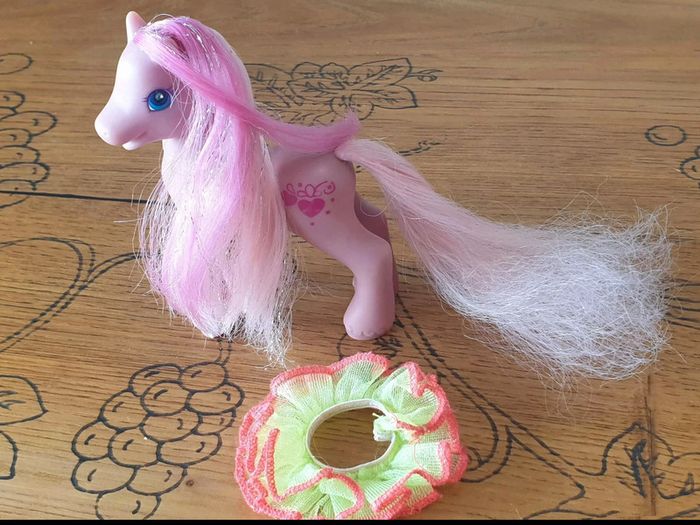 Mon Petit Poney  G2  Sweetberry Royal  Masquerade  (rare) - photo numéro 4