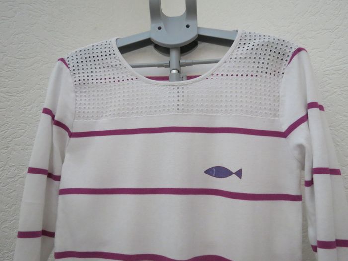 Pull / marinière Mise au Green – blanc rayé framboise – détails ajourés – T5😍 - photo numéro 2