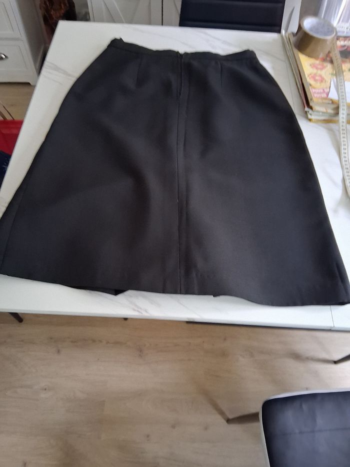 Jupe évasé noir " t- 40" - photo numéro 2