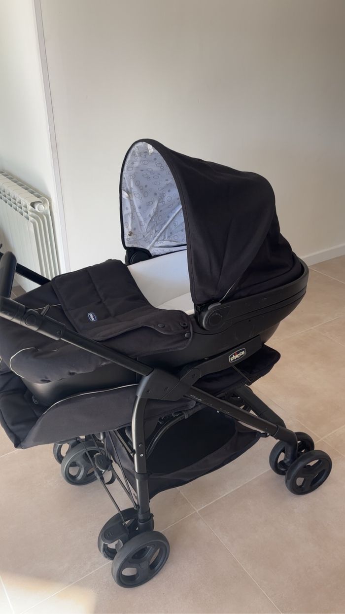 Poussette Chicco 3 en 1 - photo numéro 2