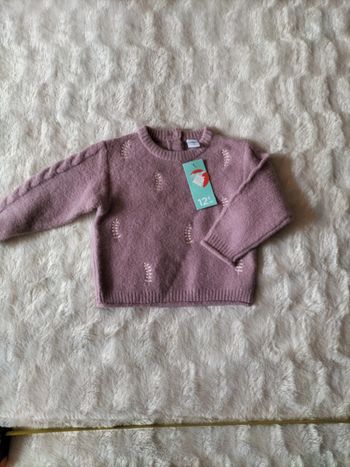 Joli pull rose foncé