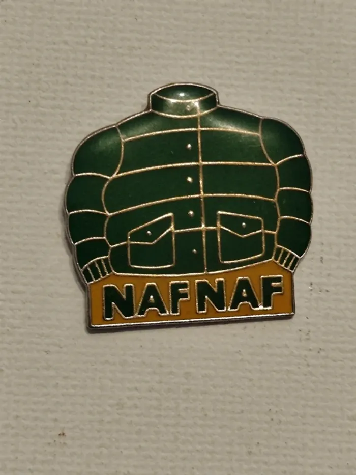 Pins naf naf doudoune vintage