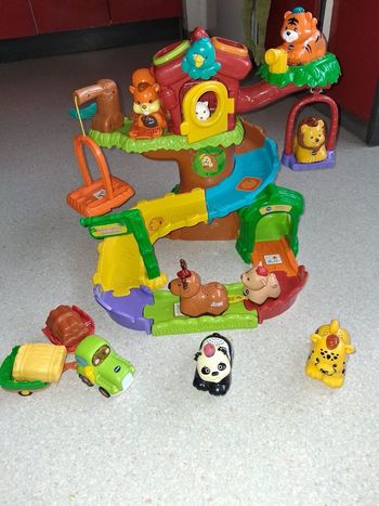 Vtech cabane a surprise