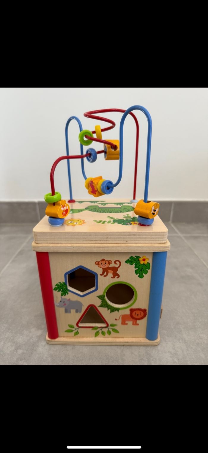 Cube activité en bois avec boulier - photo numéro 4
