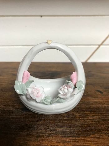 Petit panier en céramique décoration