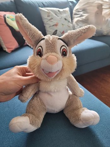 Panpan en peluche Disney Bambi Lapin gris gros yeux oreilles collection 30cm