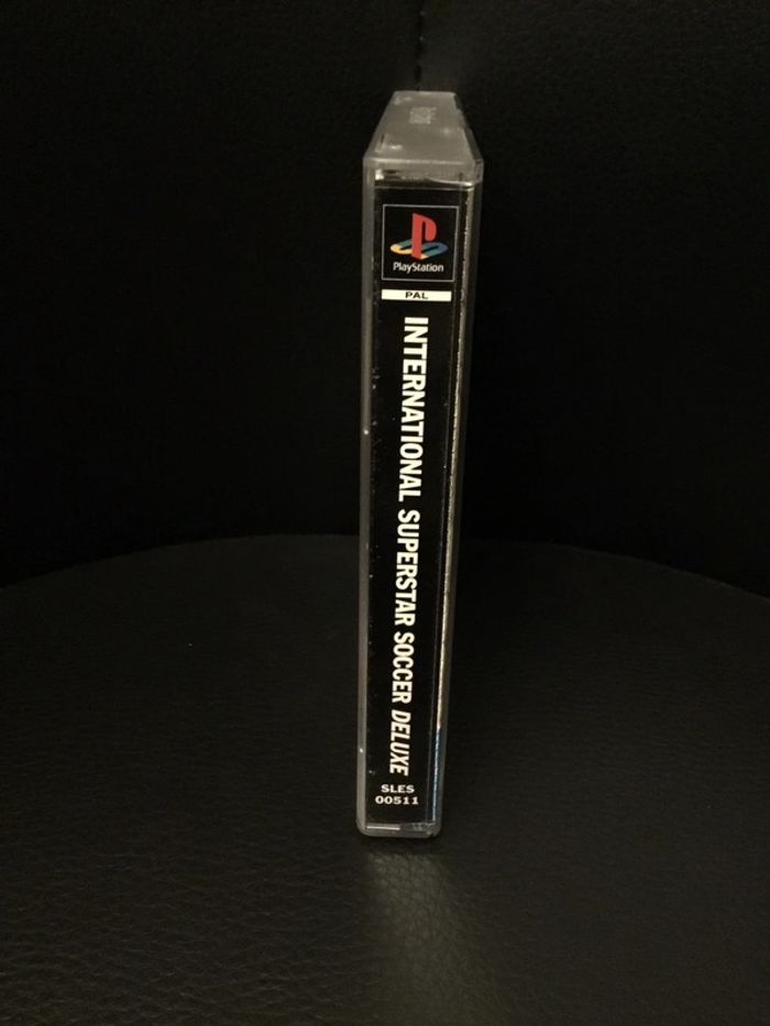 Jeu PlayStation 1 International Superstar Soccer Deluxe pal multilingue - photo numéro 7