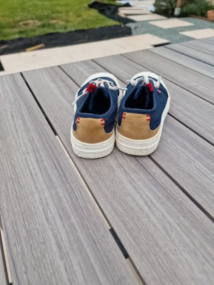 Chaussure style basket habillé Taille 30 - photo numéro 3