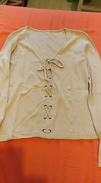 Haut beige taille 38
