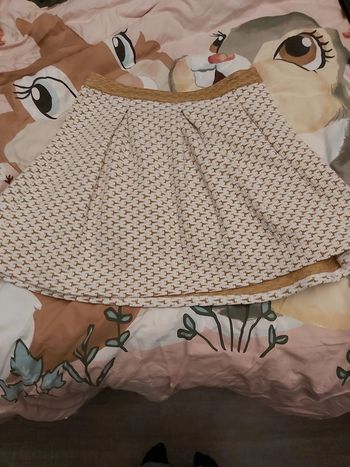Jupe beige 10ans orchestra 140cm