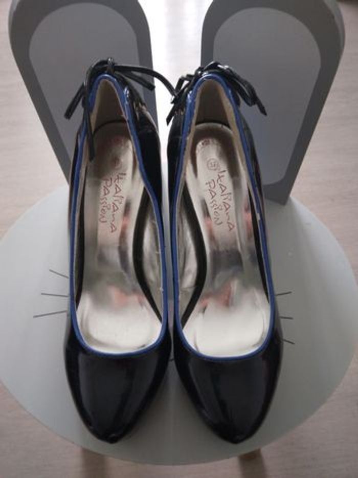 Chaussures compensé taille 37 en TBE - photo numéro 2