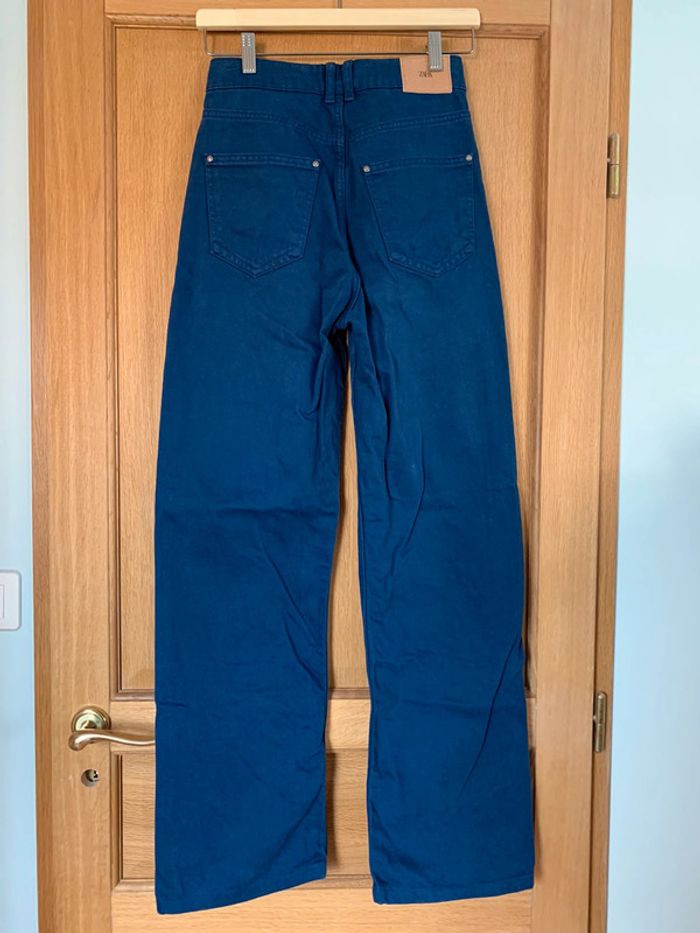 Jean bleu - photo numéro 2
