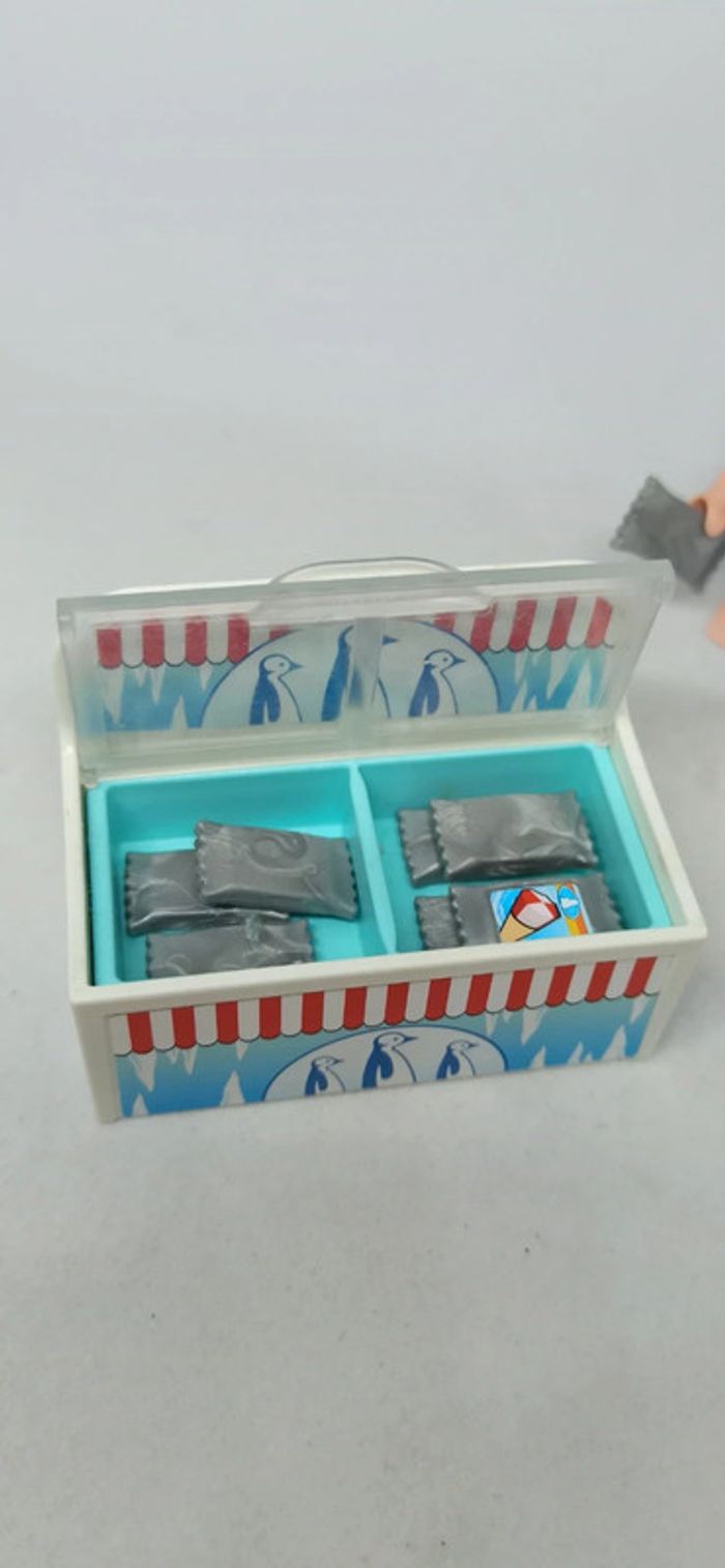 Accessoire playmobil avec enfant fille - photo numéro 2