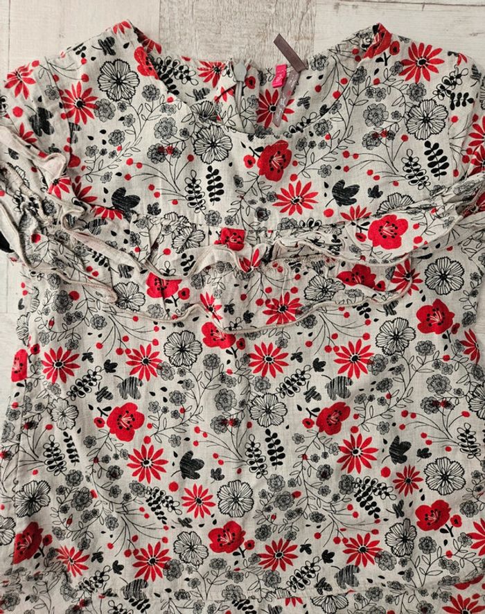 Robe fleurie 8 ans - photo numéro 3