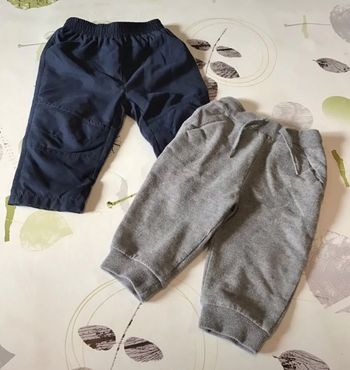 2 pantalons 12 mois Orchestra gris et marine