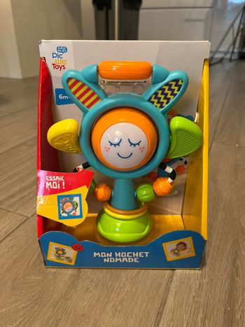 Mon hochet nomade / 6mois