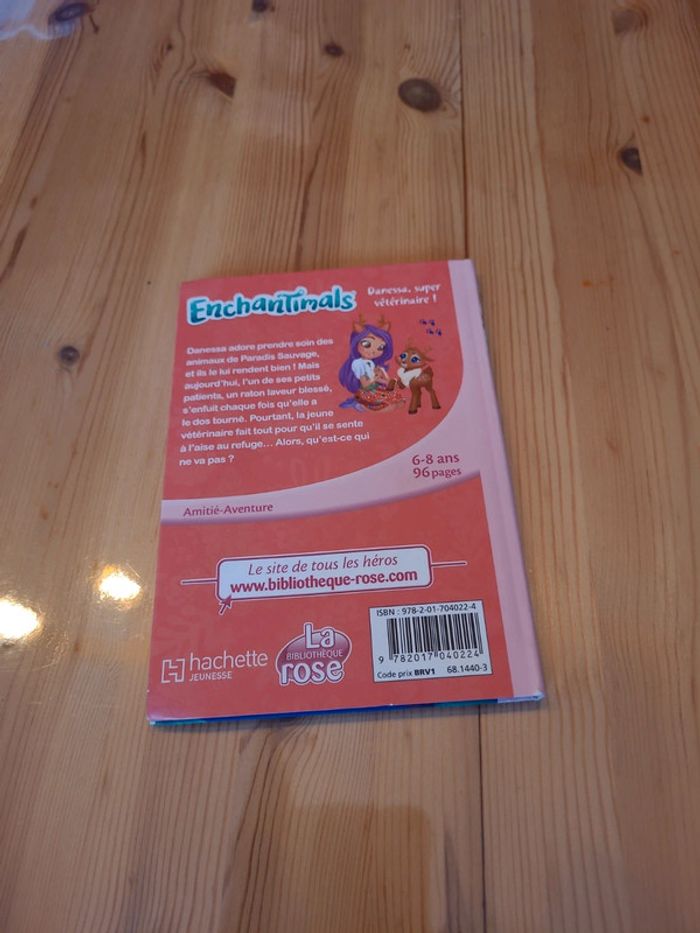 Livre enchantimals danessa super vétérinaire - photo numéro 2