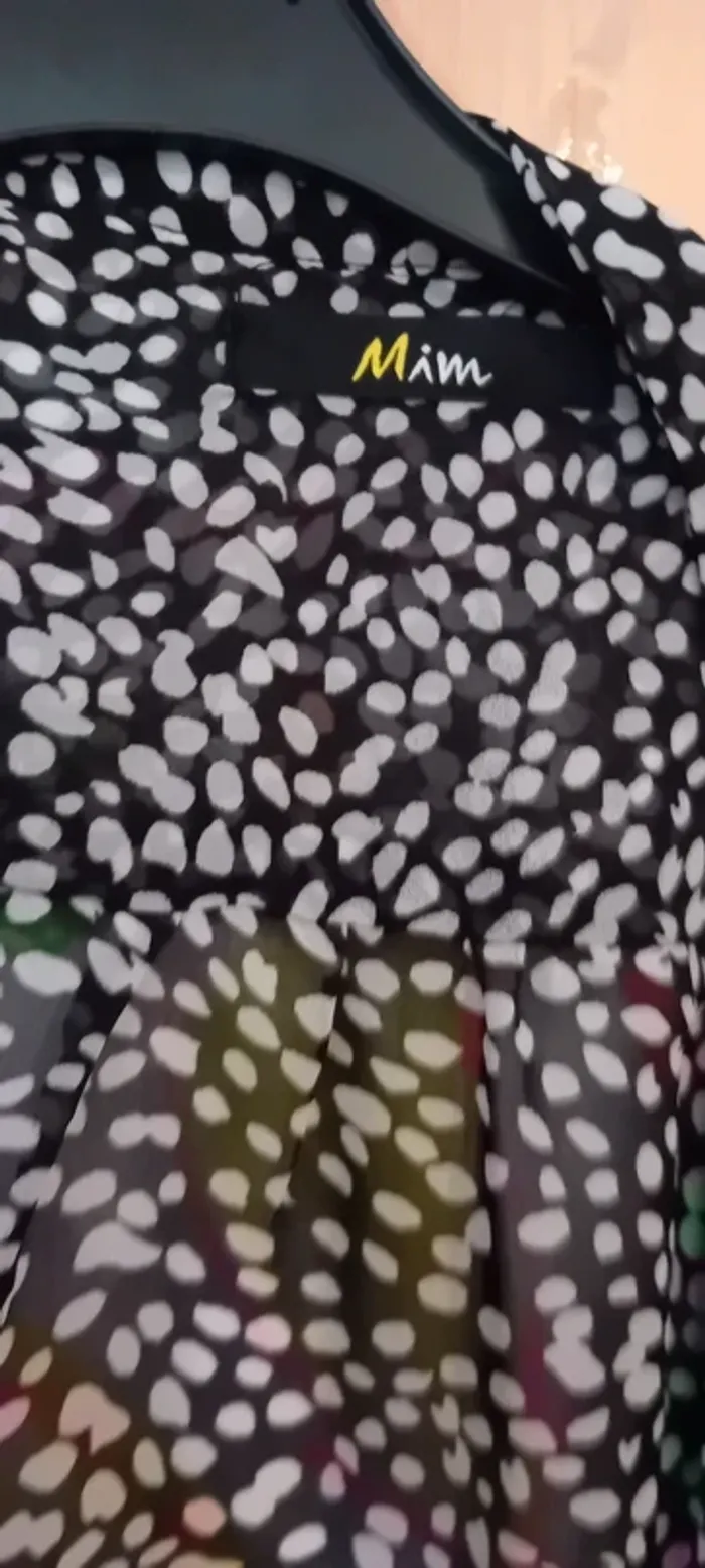 Très joli chemisier à pois légèrement transparent mim - photo numéro 2