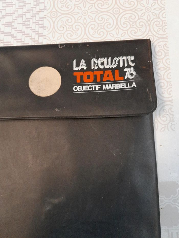 Porte documents - photo numéro 2