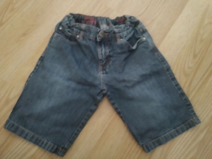 Lot 5 shorts 9/10 ans