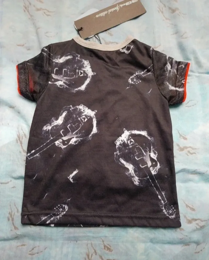 Joli ensemble tee-shirt et pantacourt 12 mois RG512 NEUF - photo numéro 3