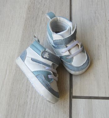 Chaussures bébé 3/6 mois "Lulu castagnette"