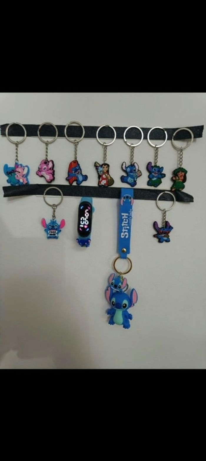 đ Accessoires Stitch Disney â Porte-clĂ©s + bracelet/montre đ