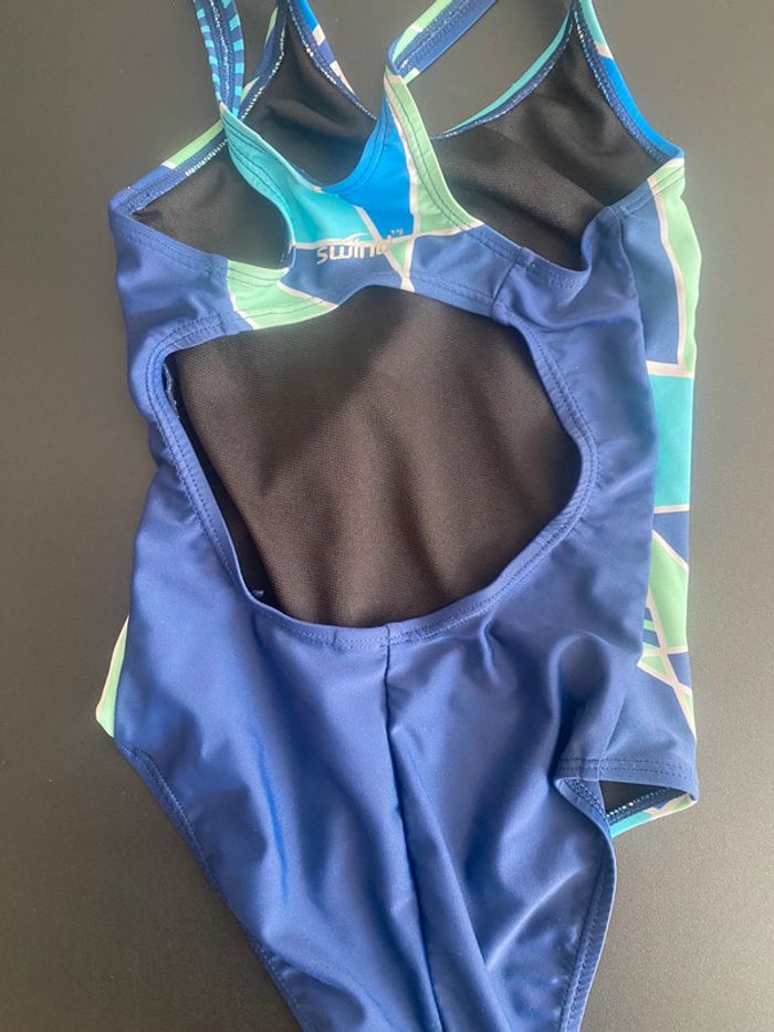 Maillot de bain 6/8 ans - photo numéro 2