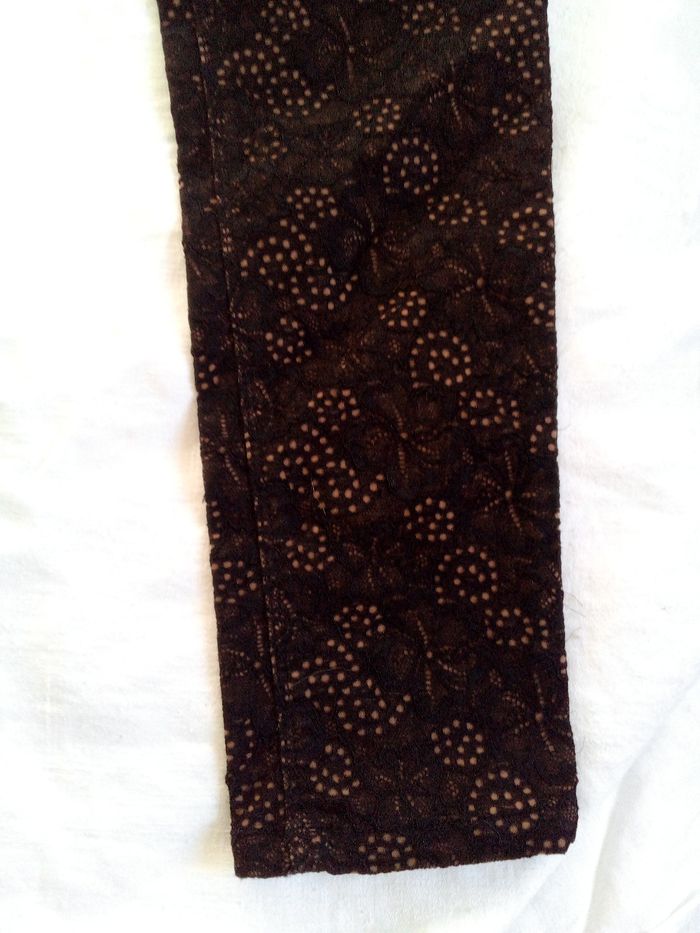 Pantalon avec motifs - photo numéro 8