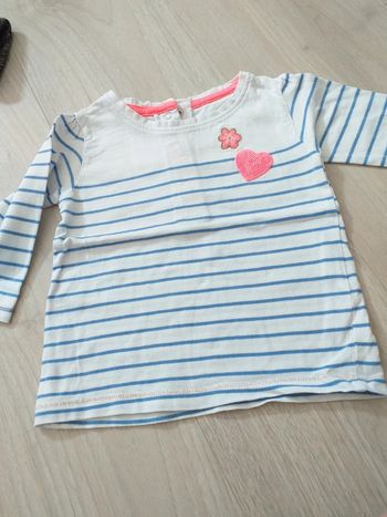 T shirt manches longues Gémo taille 18 mois