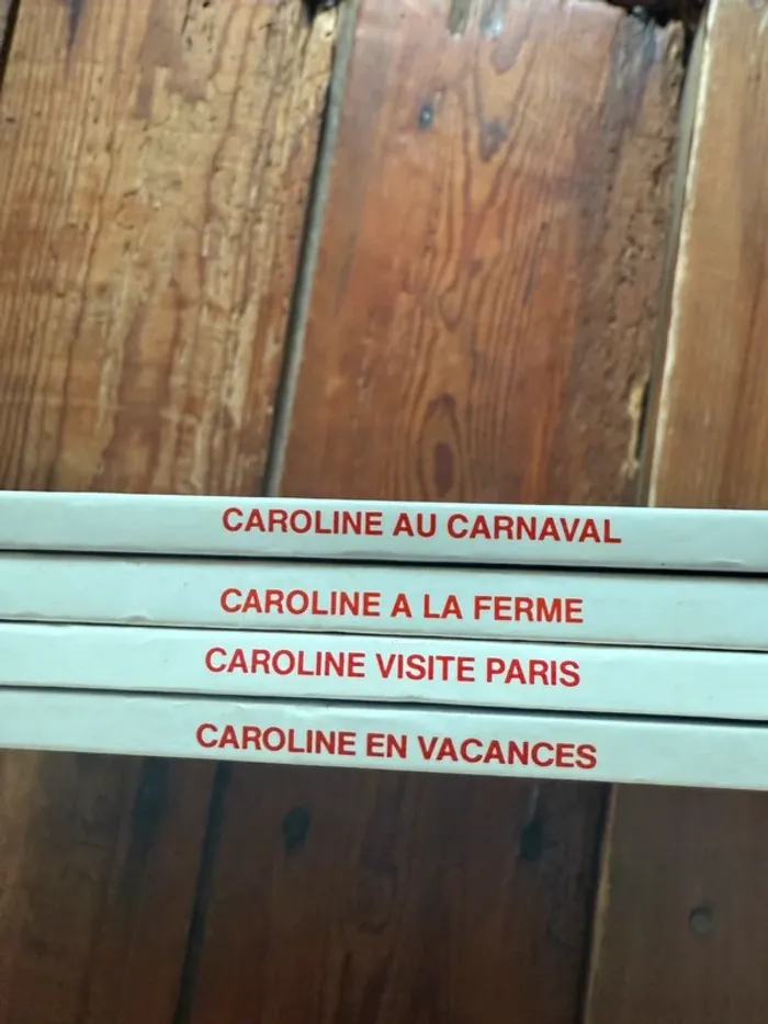 État moyen - Blanc vintage - Lot de 4 livres bd albums Caroline Pierre Probst - photo numéro 10