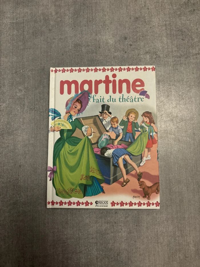Livre Martine fait du théâtre