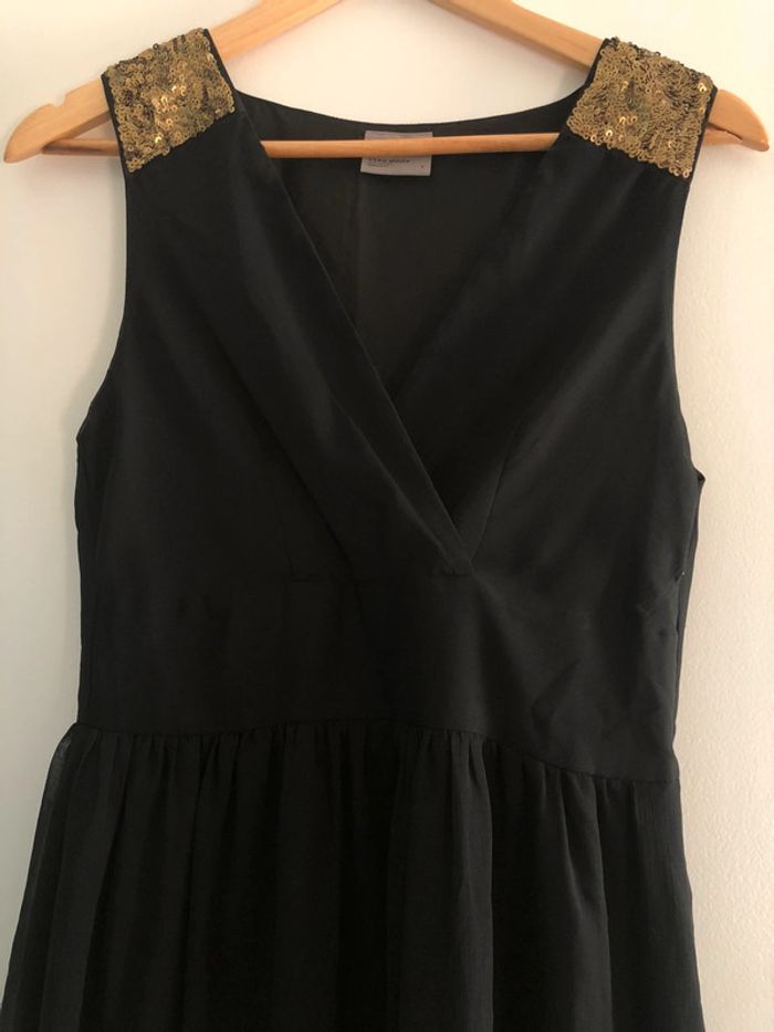 Robe noire et sequins dorés Vero Moda Taille S - photo numéro 3