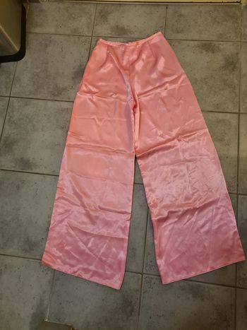 Pantalon en soie rose pastel