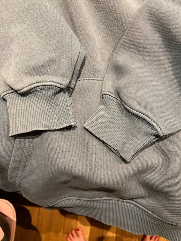 Sweat capuche 9 ans Zara - photo numéro 4