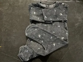 Pyjama velours gris Kiabi – 12 mois