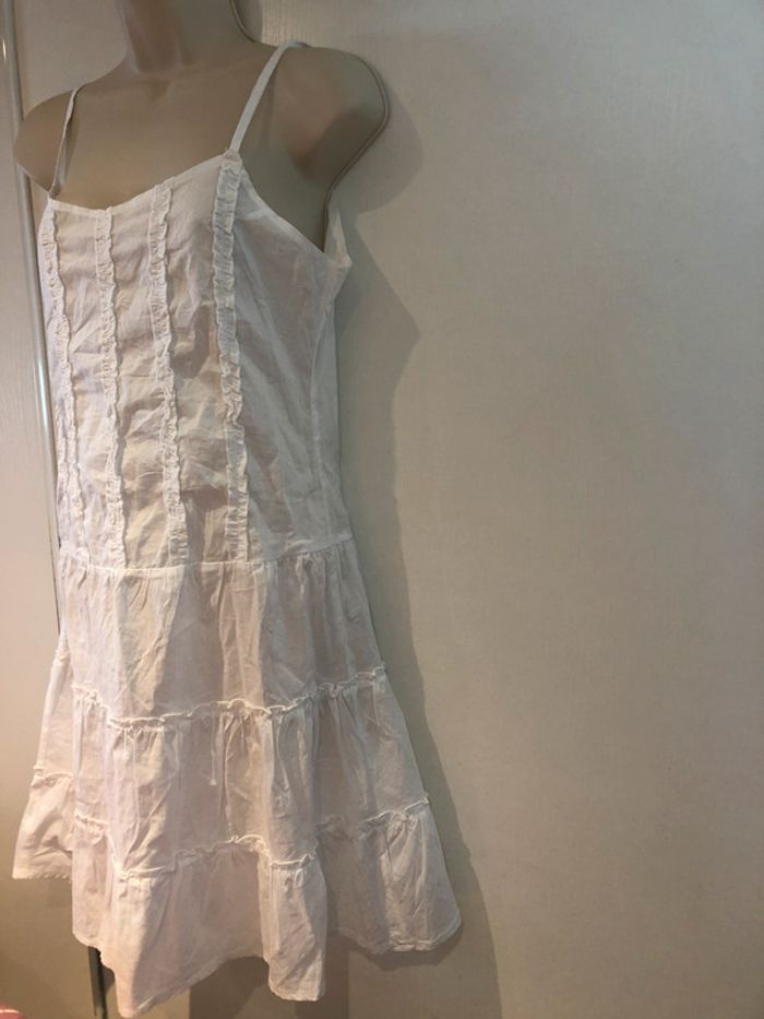 Robe Kiabi Woman taille 38 - photo numéro 3