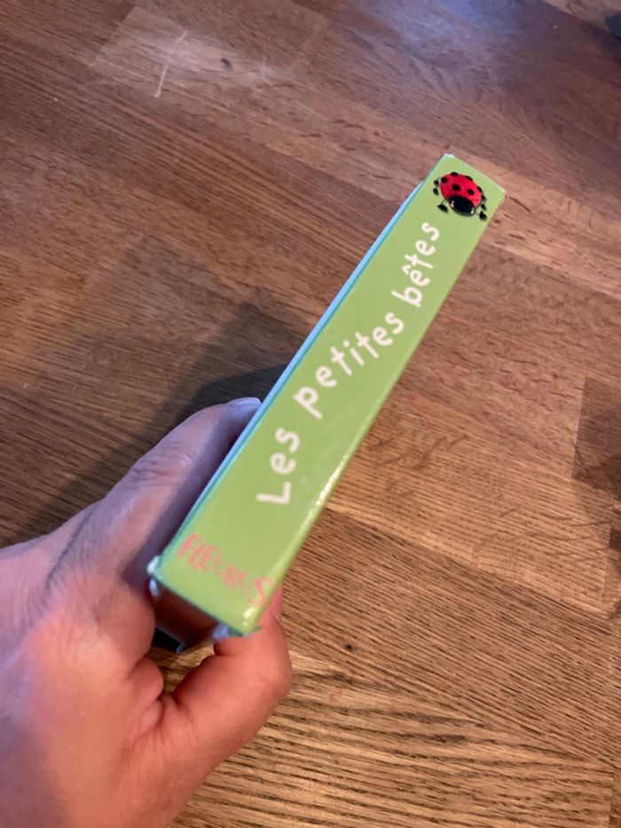 Livre L’imagerie des bébés Les petites bêtes - photo numéro 2