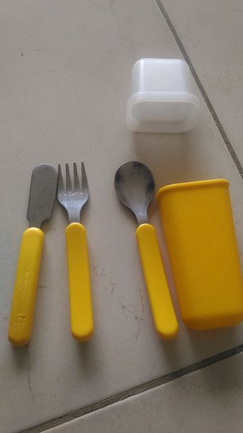 Set de couvert de voyage dans boite