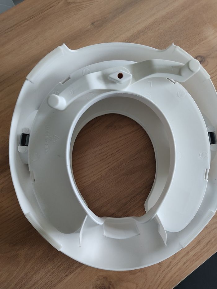 Réducteur de toilette - photo numéro 4