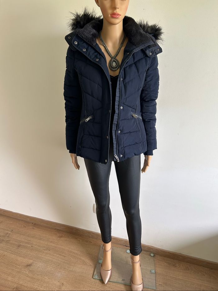 Doudoune bleue marine avec capuche Tom Tailor taille S TBE - photo numéro 2